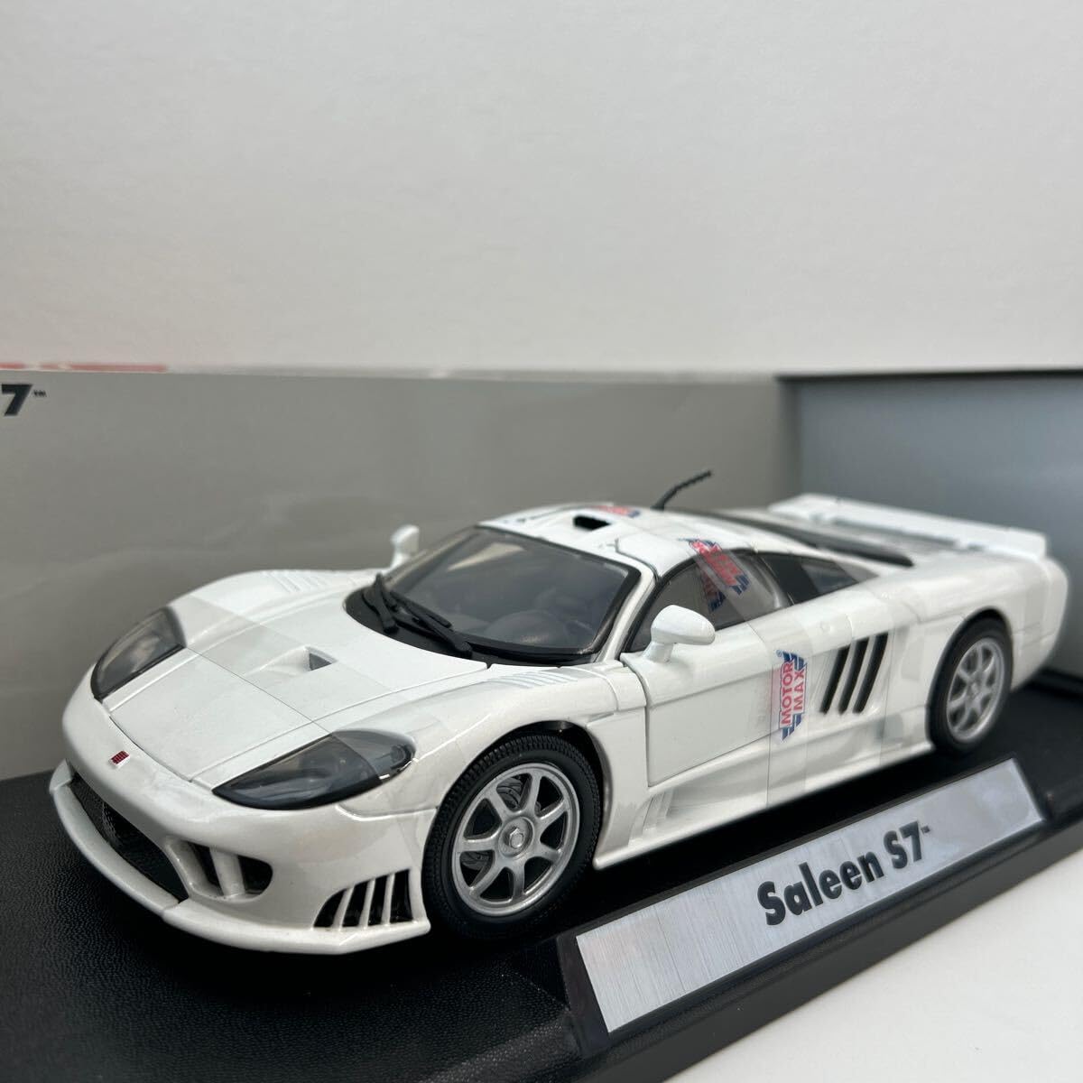 No118ミニカー1/12箱ありMOTOR MAX SALEEN S7 Amazon | MOTOR MAX 1/18 SALEEN S7 White モーターマックス サリーン